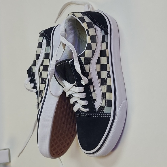 Checkered Vans - Picture 1 of 11